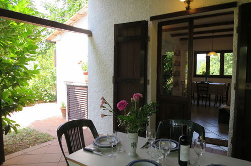 Photo 18 - Maison de 1 chambre à Montieri avec jardin et terrasse