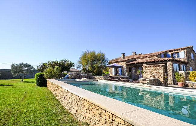 Casa de 3 quartos em Velleron com piscina e jardim - Foto 23