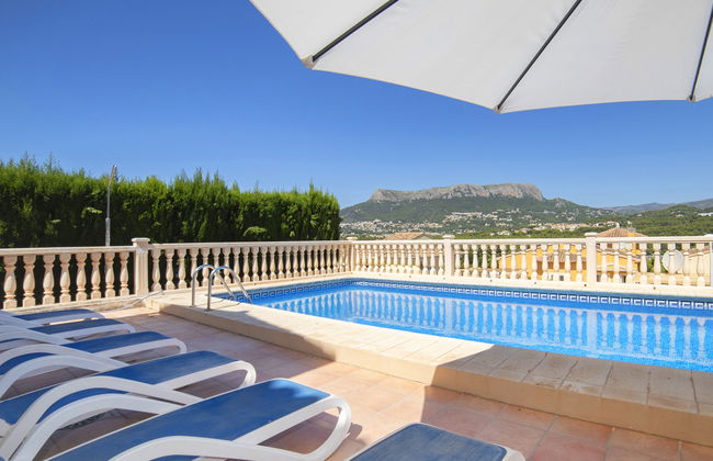 Casa de 5 quartos em Calp com piscina privada e jardim - Foto 21