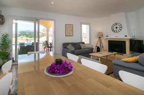 Photo 3 - 4 bedroom House in Calp with private pool and garden