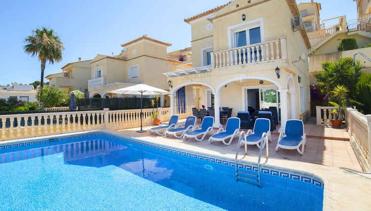 Foto 1 - Casa de 4 quartos em Calp com piscina privada e jardim