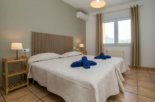 Photo 4 - 4 bedroom House in Calp with private pool and garden
