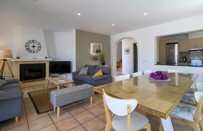 Casa de 5 quartos em Calp com piscina privada e jardim - Foto 11