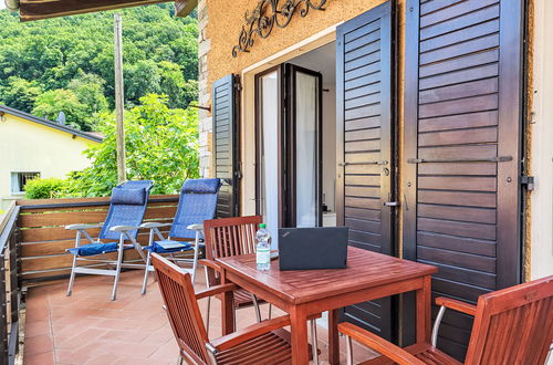 Foto 19 - Apartamento de 2 quartos em Brusino Arsizio com jardim e terraço