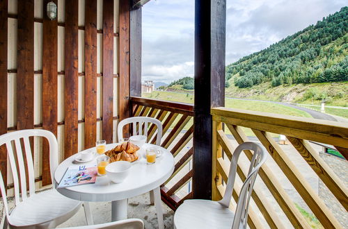 Photo 15 - 1 bedroom Apartment in Germ with swimming pool and mountain view