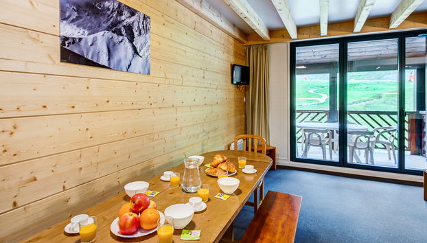 Apartamento de 2 quartos em Germ com piscina - Foto 2