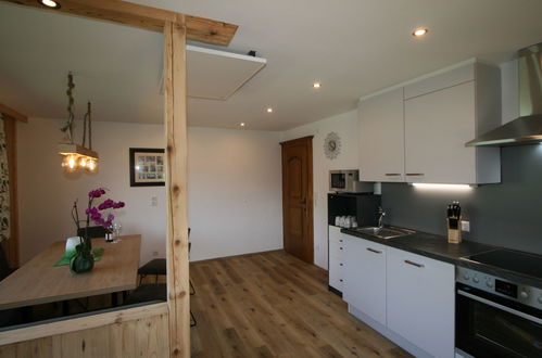 Photo 11 - Appartement de 4 chambres à Aschau im Zillertal avec vues sur la montagne