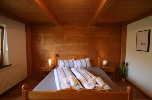 Foto 19 - Appartamento con 4 camere da letto a Aschau im Zillertal con vista sulle montagne