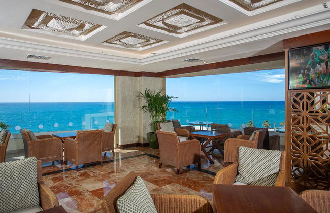 Sunset Beach Club - Photo 13