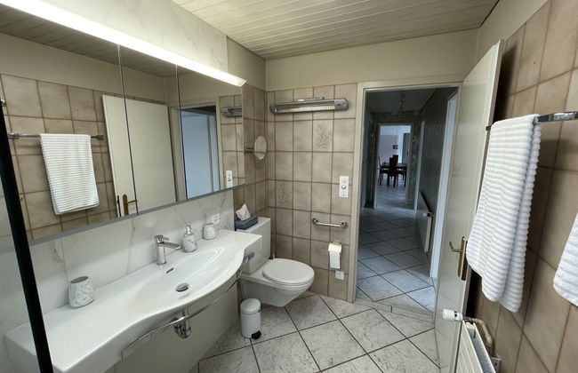 Casa de 4 quartos em Ennetbürgen com jardim e terraço - Foto 12