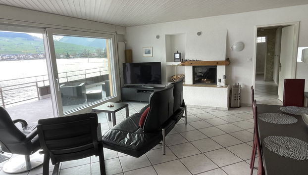 4 bedroom House in Ennetbürgen with garden and terrace - Photo 3