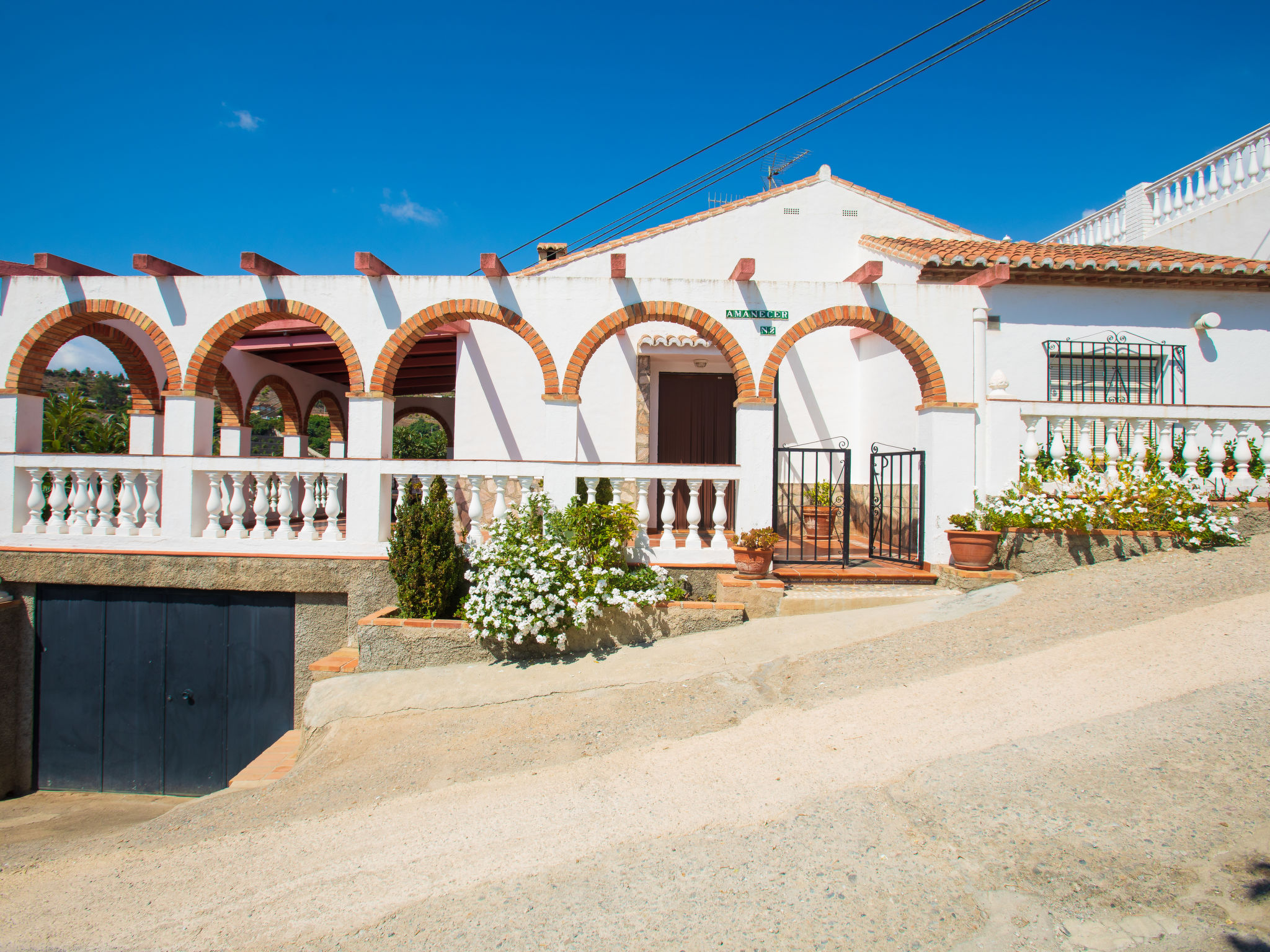Photo 12 - Maison de 3 chambres à Almuñécar avec jardin et vues à la mer