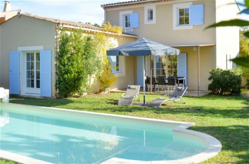 Photo 16 - 4 bedroom House in Saint-Saturnin-lès-Apt with private pool and garden