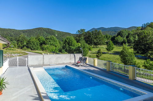 Foto 2 - Casa con 2 camere da letto a Senj con piscina privata e terrazza