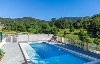 Photo 2 - Maison de 2 chambres à Senj avec piscine privée et terrasse