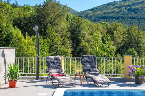 Photo 1 - Maison de 2 chambres à Senj avec piscine privée et terrasse