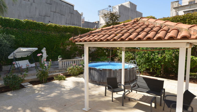 Foto 1 - Casa de 4 quartos em Floridia com piscina privada e jardim