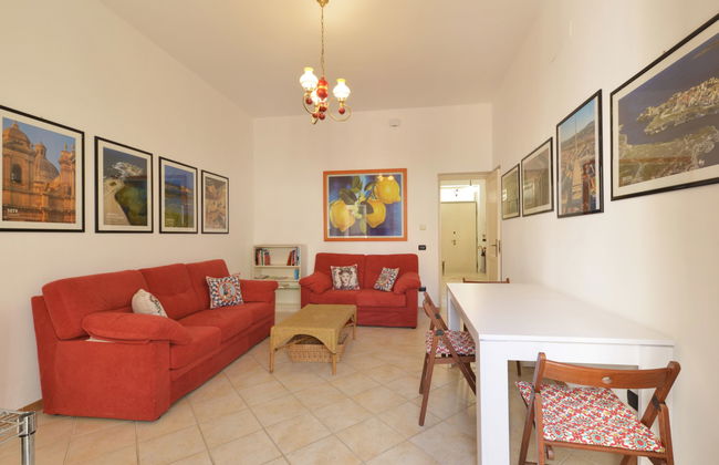 Casa de 5 quartos em Floridia com piscina privada e jardim - Foto 5