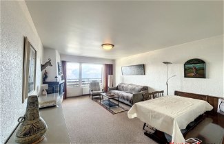 Foto 1 - Apartment mit 1 Schlafzimmer in Crans-Montana mit blick auf die berge