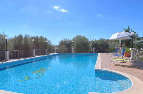 Photo 25 - Maison de 2 chambres à Floridia avec piscine privée et vues à la mer