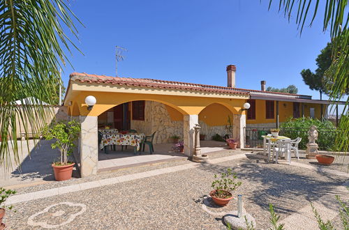 Photo 28 - Maison de 2 chambres à Floridia avec piscine privée et jardin