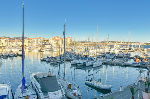 Foto 20 - Apartamento de 2 quartos em Fréjus com piscina e vistas do mar