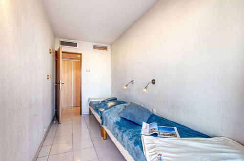 Foto 17 - Apartamento de 2 quartos em Fréjus com piscina e vistas do mar