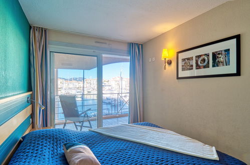 Foto 5 - Apartamento de 2 quartos em Fréjus com piscina e vistas do mar