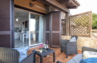 Photo 2 - Appartement de 1 chambre à Golfo Aranci avec jardin et vues à la mer
