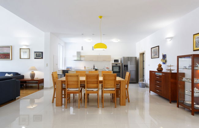Casa con 4 camere da letto a Zagvozd con piscina privata e giardino - Foto 9