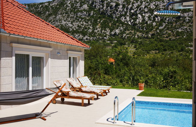 Casa con 4 camere da letto a Zagvozd con piscina privata e giardino - Foto 2