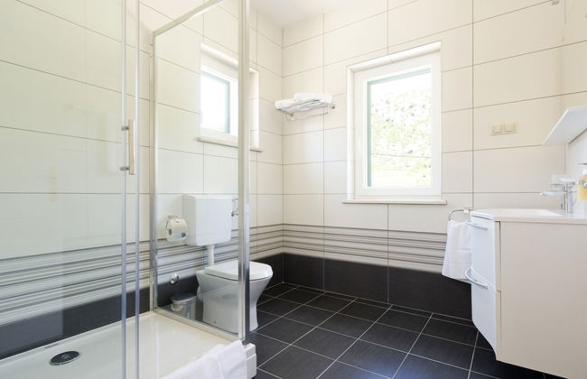 Casa con 4 camere da letto a Zagvozd con piscina privata e giardino - Foto 26