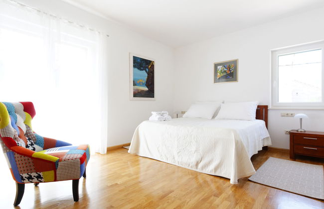 Casa con 4 camere da letto a Zagvozd con piscina privata e giardino - Foto 12