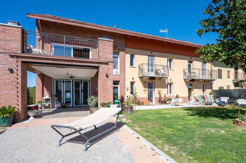 Foto 39 - Casa de 4 quartos em San Damiano d'Asti com piscina privada e jardim