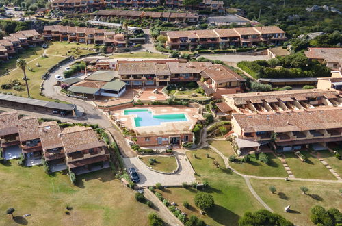 Photo 39 - Appartement de 2 chambres à Golfo Aranci avec piscine et vues à la mer