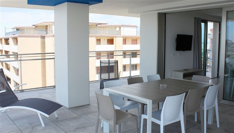 Foto 1 - Appartamento con 2 camere da letto a Lignano Sabbiadoro con vista mare