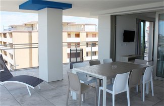 Photo 1 - Appartement de 2 chambres à Lignano Sabbiadoro avec vues à la mer