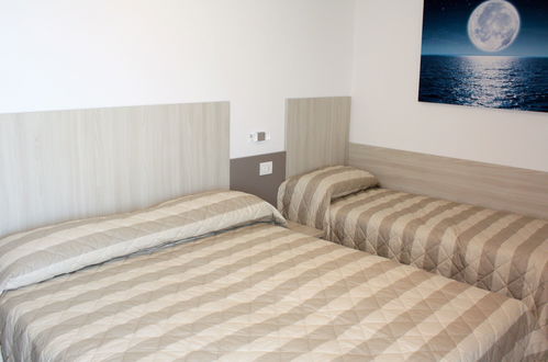 Foto 10 - Appartamento con 2 camere da letto a Lignano Sabbiadoro