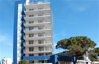 Photo 3 - Appartement de 2 chambres à Lignano Sabbiadoro avec vues à la mer