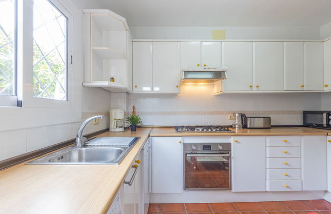 Casa de 5 quartos em Torredembarra com piscina privada e jardim - Foto 10