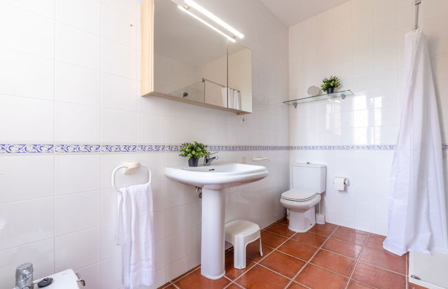 Casa de 5 quartos em Torredembarra com piscina privada e jardim - Foto 17
