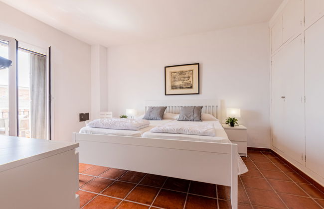 Casa de 5 quartos em Torredembarra com piscina privada e jardim - Foto 5