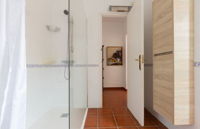 Casa de 5 quartos em Torredembarra com piscina privada e jardim - Foto 18