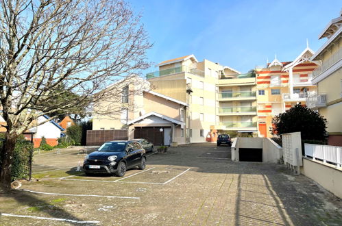 Foto 18 - Appartamento con 1 camera da letto a Arcachon con terrazza e vista mare
