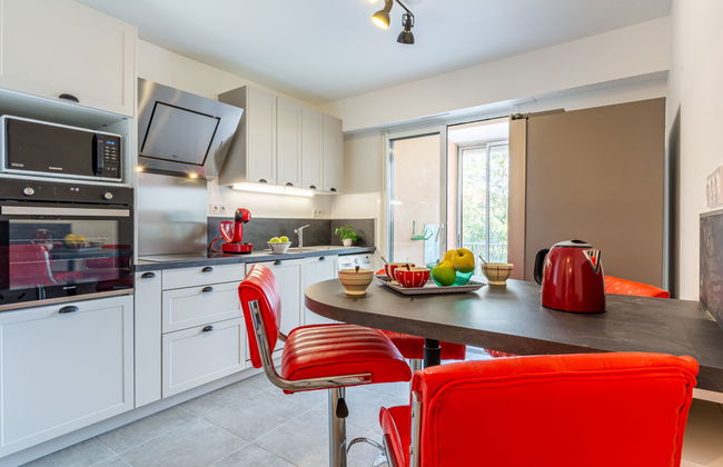 Appartement de 3 chambres à Saint-Laurent-du-Var avec piscine et jardin - Photo 4