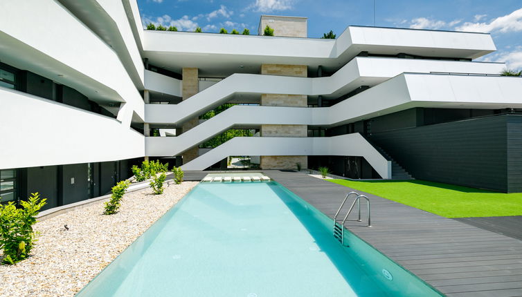 Photo 1 - Appartement de 2 chambres à Balatonszemes avec piscine et vues sur la montagne