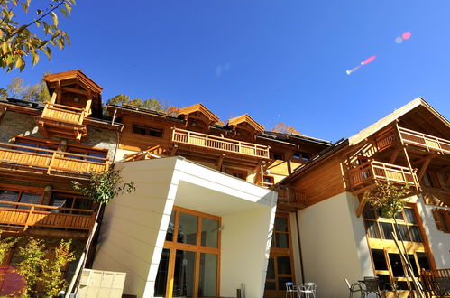 Photo 15 - Apartment in Saint-Chaffrey with swimming pool and mountain view