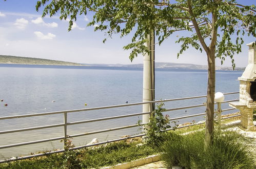 Photo 3 - Maison de 4 chambres à Obrovac avec terrasse et vues à la mer