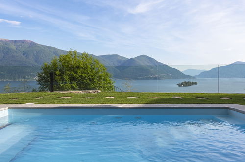 Foto 2 - Apartamento de 1 quarto em Ronco sopra Ascona com piscina e vista para a montanha