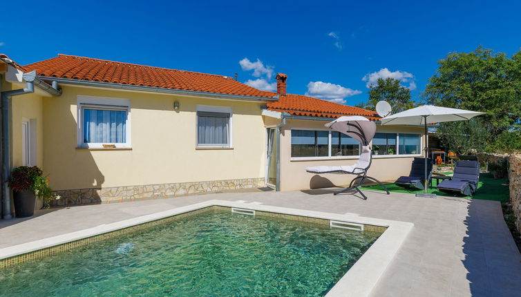 Photo 1 - Maison de 3 chambres à Vodnjan avec piscine privée et jardin